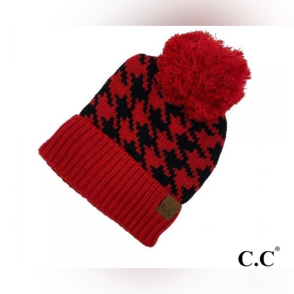 New Adult C.C red and black houndstooth Pom beanie - Picture 1 of 1